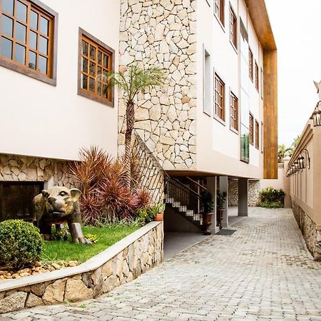 ESPAÇO 250 - Apto mobiliado, 3 quartos, sendo uma suíte, banheiro social, cozinha completa, sala de estar, ar condicionado, tv e internet Tiradentes Exterior foto