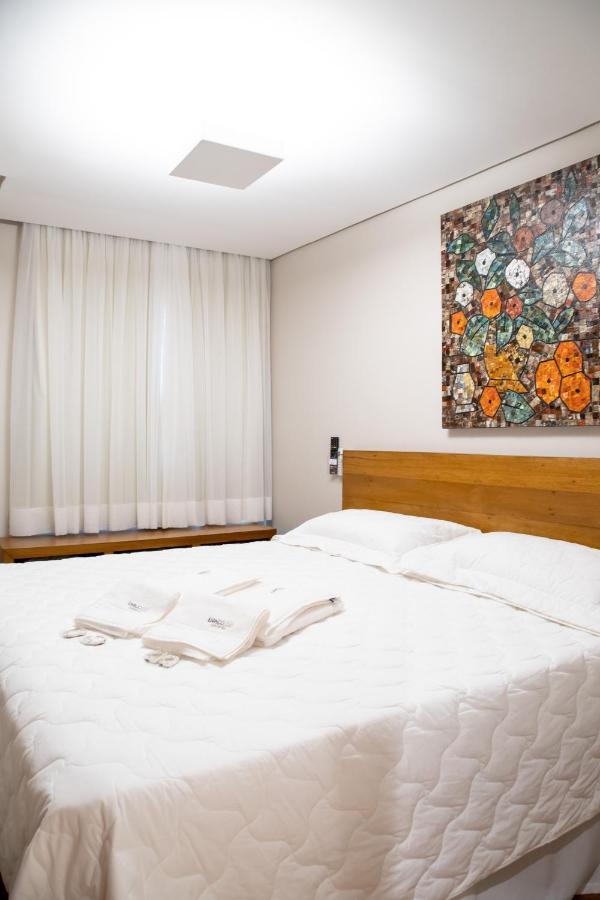 ESPAÇO 250 - Apto mobiliado, 3 quartos, sendo uma suíte, banheiro social, cozinha completa, sala de estar, ar condicionado, tv e internet Tiradentes Exterior foto